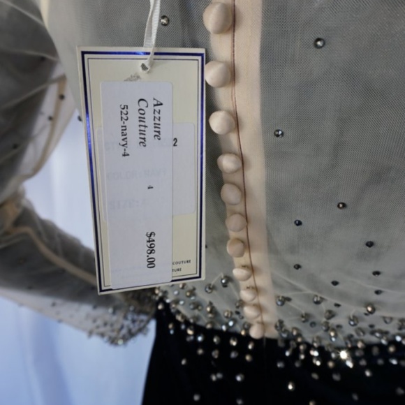 522 Azzure Couture, Beaded and Velvet Long sleeve - Picture 4 of 8